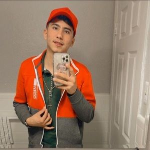 Meet your Posher, Emir